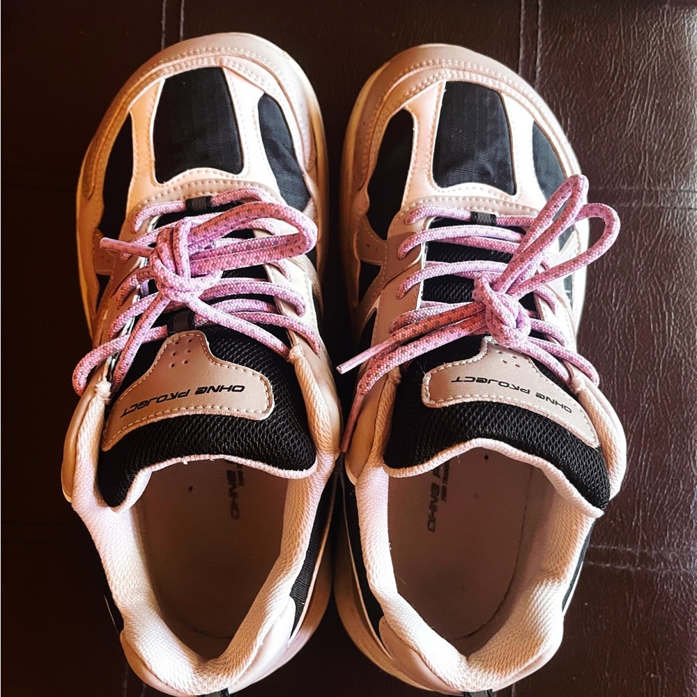 Chic Black and Beige Ohne Project Barefoot Shoes 7.5